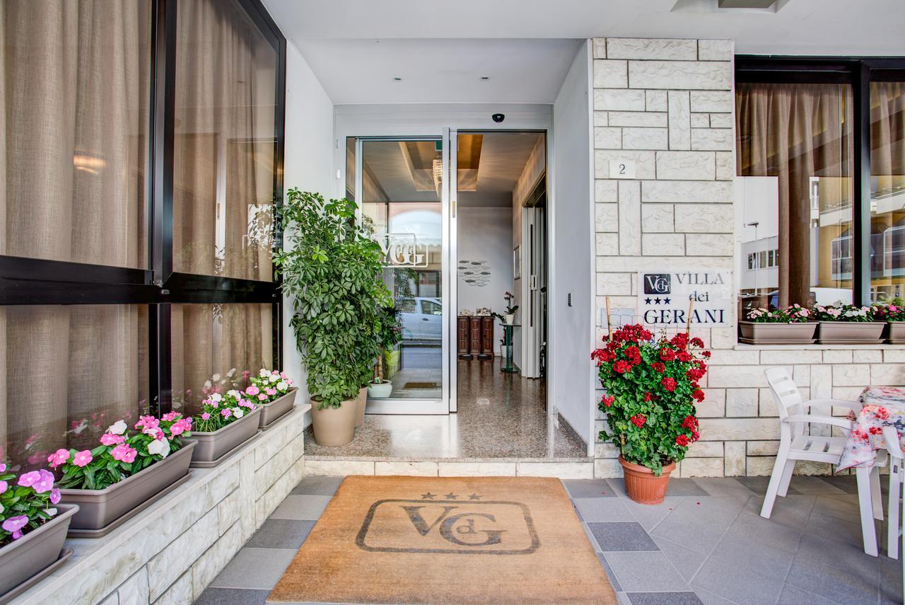 Hotel Villa dei Gerani Rimini Esterno foto