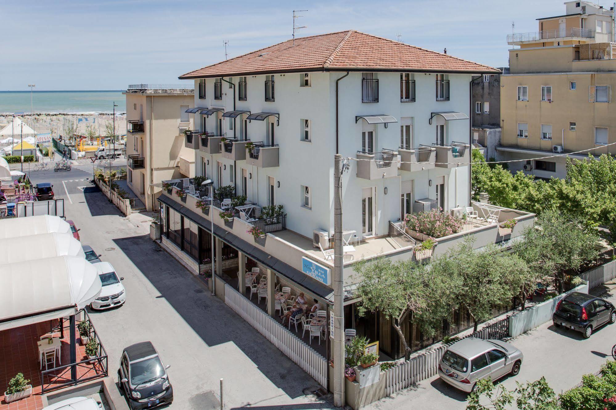 Hotel Villa dei Gerani Rimini Esterno foto