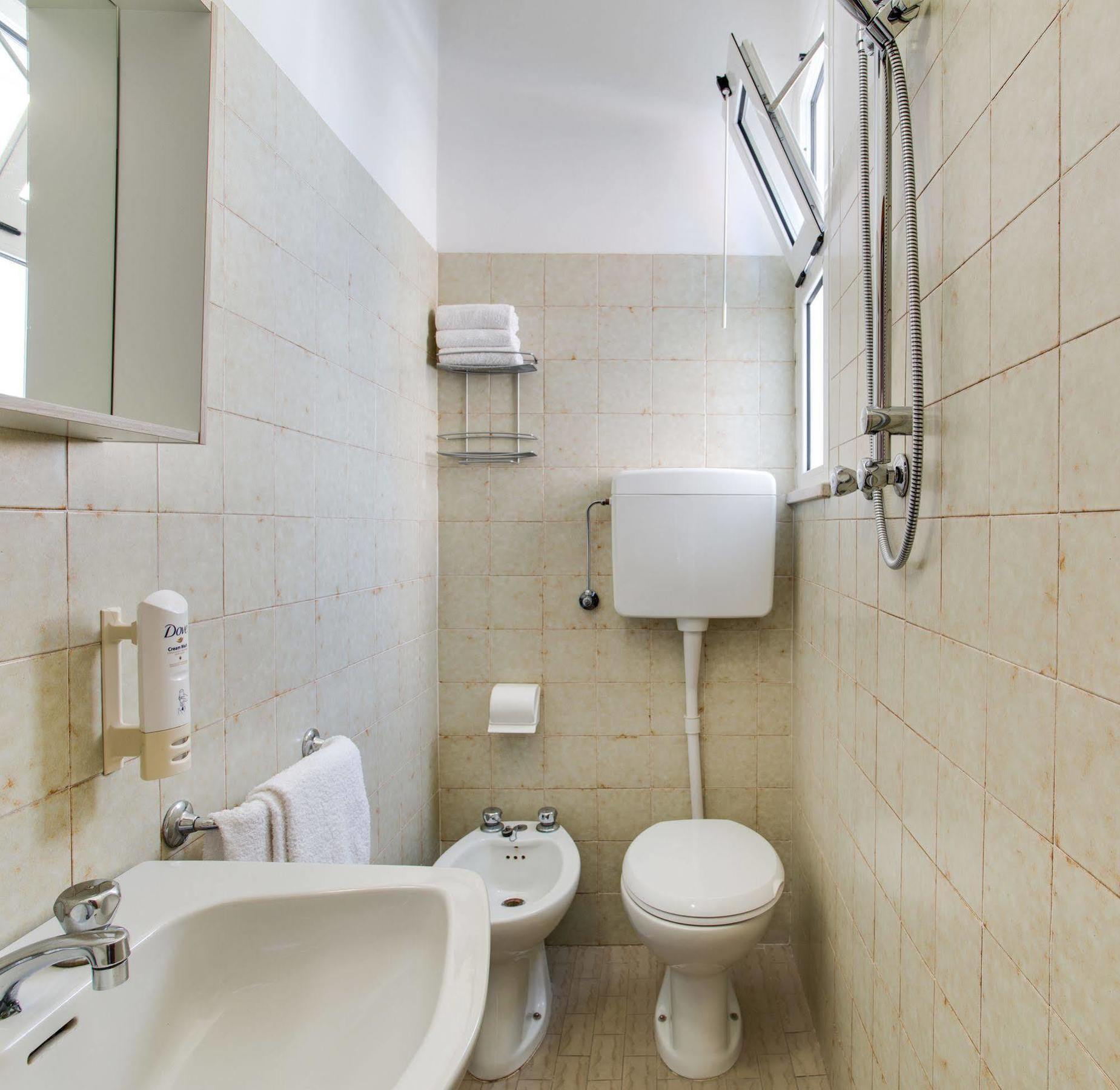 Hotel Villa dei Gerani Rimini Esterno foto
